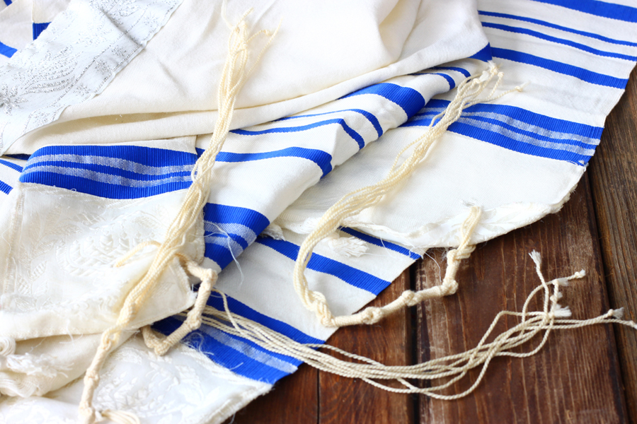 Mark the passage to adulthood, </br>a milestone to celebrate