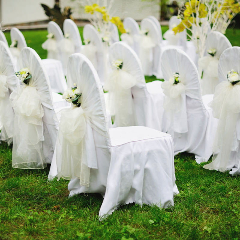 Let us set the mood and create </br>a feast for the eyes