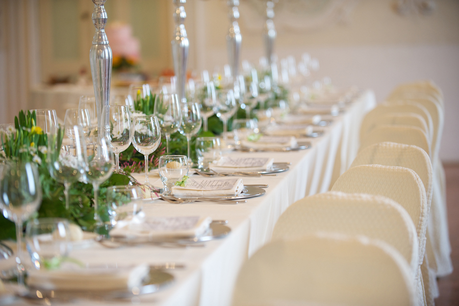 Let us set the mood and create </br>a feast for the eyes